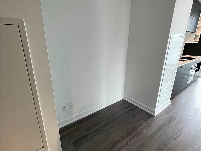 20 Edward St #1615 — Photo 5