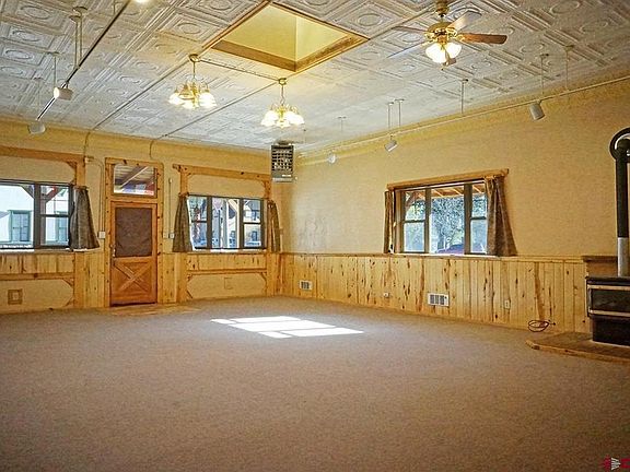 5th image of 501 Central Avenue