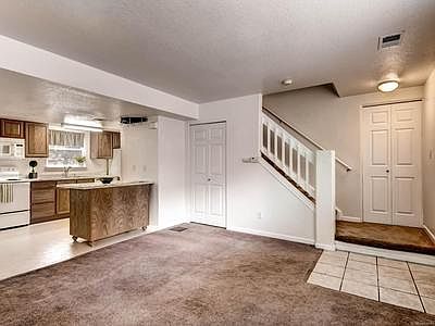 Nice family room and kitchen
