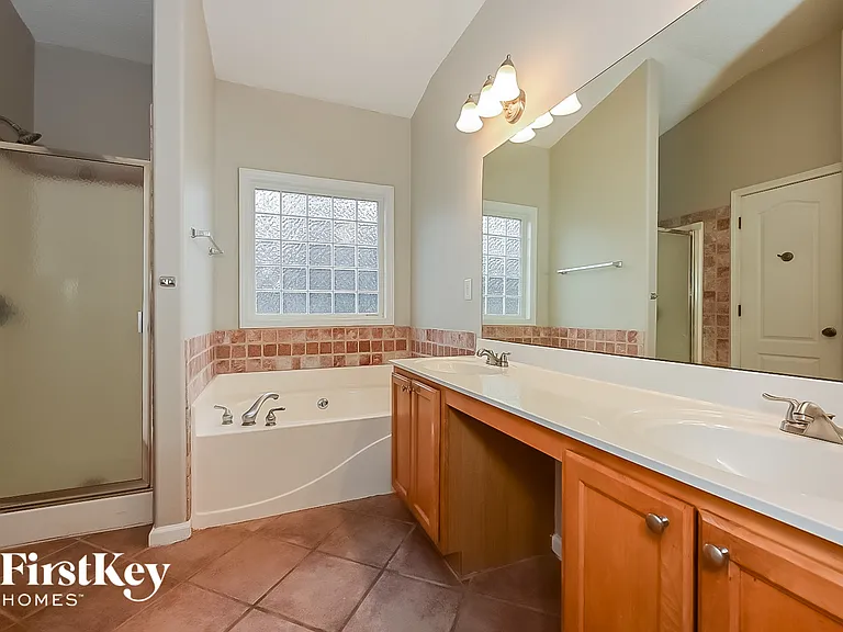 9123 Alden Dr — Photo 9