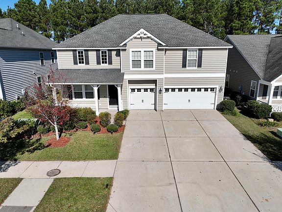 5th image of 410 Abelia Ln