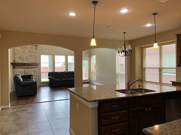 3rd image of 10405 Sexton Dr