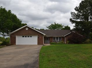 706 Velma Denton Cir, Sallisaw, OK 74955