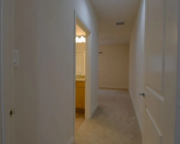 6067 Hamilton Meadows Way — Photo 23