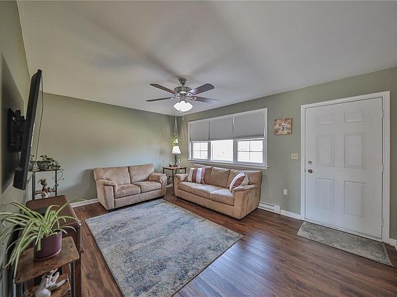 5th image of 4292 Hilltop Pl