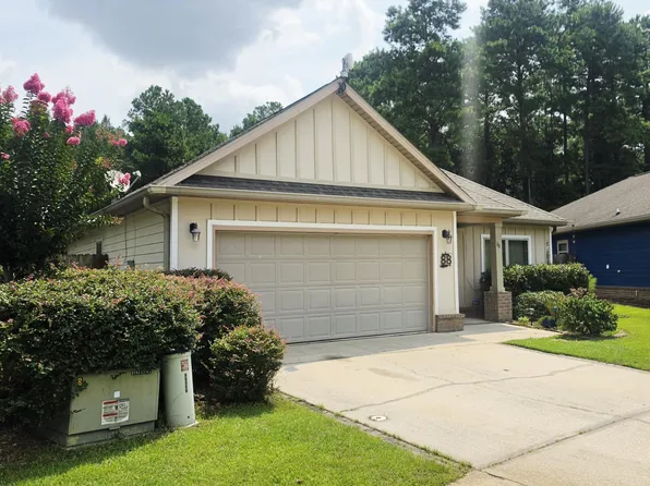 88 Marsh Lndg N, Freeport, FL 32439