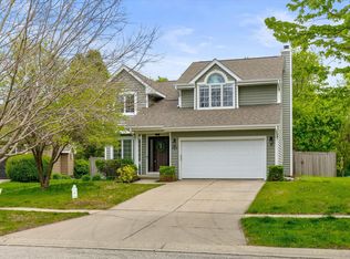 1956 Wyngate Dr, Ames, IA 50010