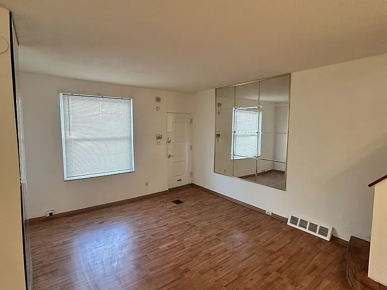 2026 Mercy St — Photo 25
