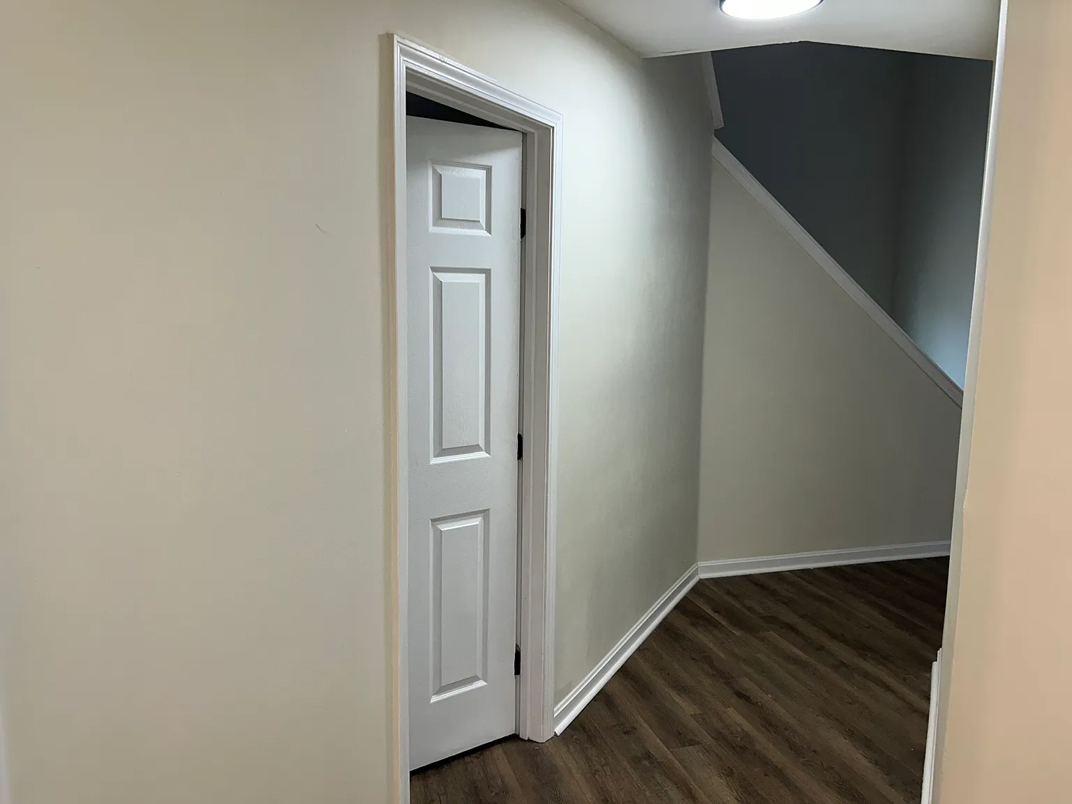 4 bed, 2035 sqft, $2,400 — Photo 4