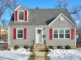 1021 S Spring Rd, Elmhurst, IL 60126