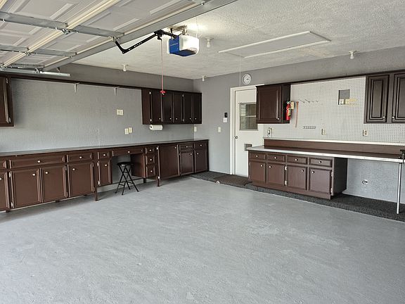 3rd image of 8710 Coastal Dr