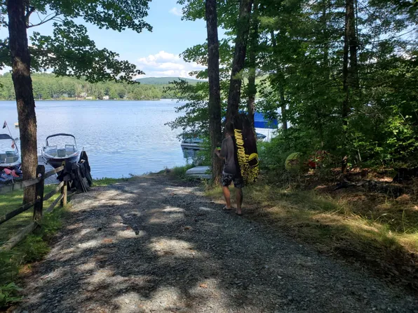 13 Tyminski Lane, Hubbardton, VT 05743