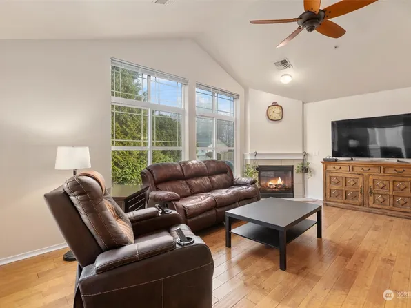 910 Medical Center Drive #H202, Arlington, WA 98223