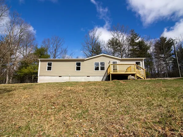 671 Grouse Ridge Rd, Max Meadows, VA 24360