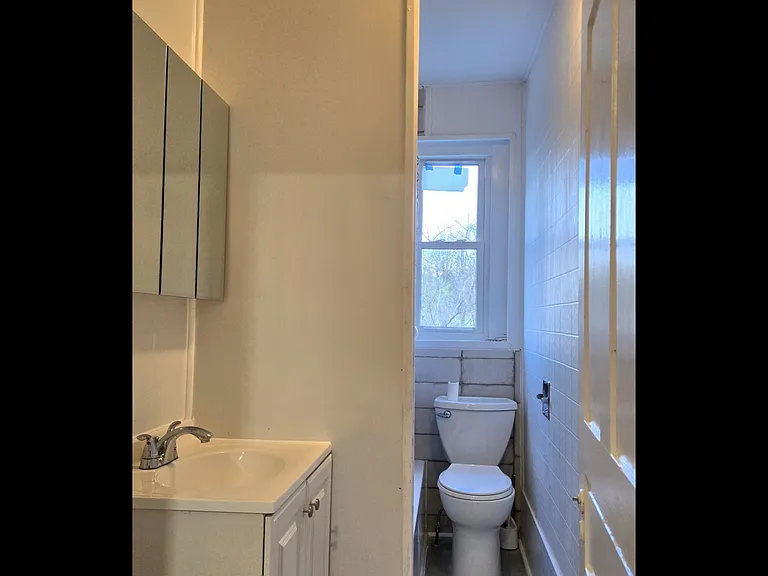 Newly renovated Bathroom