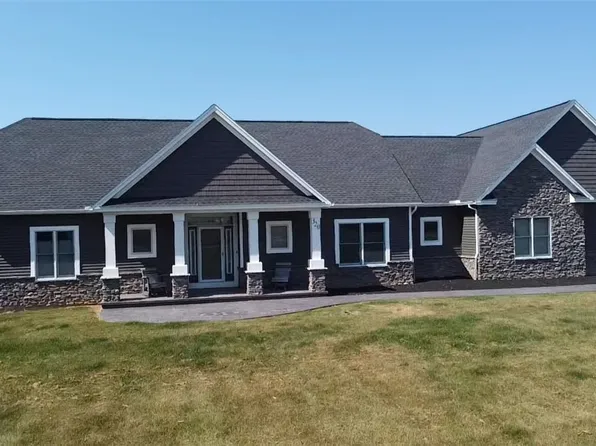 320 Walker Rd, Hilton, NY 14468