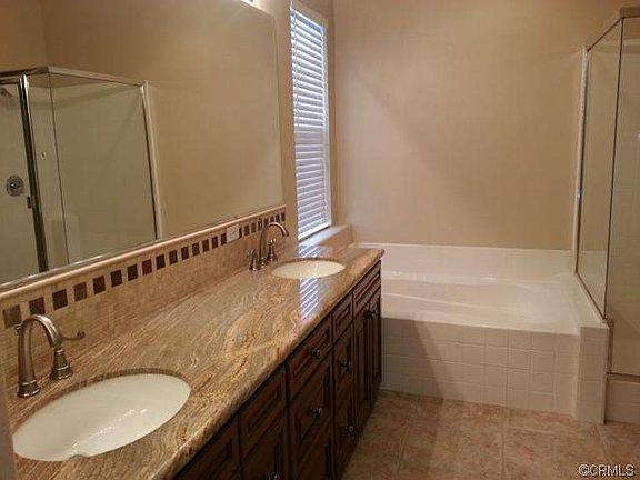 4th image of 2572 Threewoods Ln
