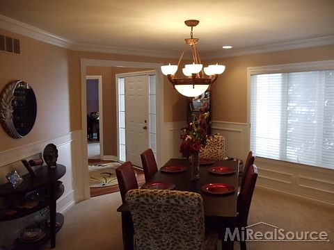 4th image of 56561 Aberdeen Dr