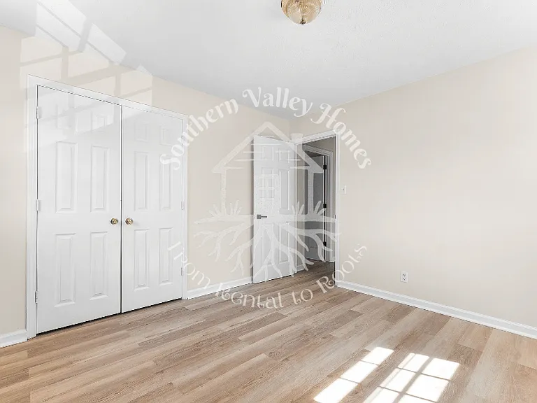 1636 Huntley Ridge Dr — Photo 17