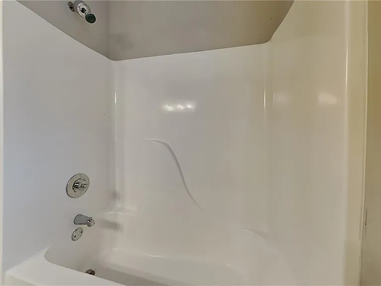 1480 Princeton View Ct — Photo 17