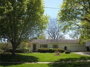 95 Fort Hill Ave, Canandaigua, NY 14424