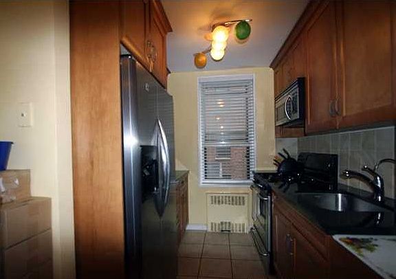 4th image of 2286 Brigham St
