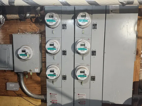 214 Schaefer Street image 5 of 7