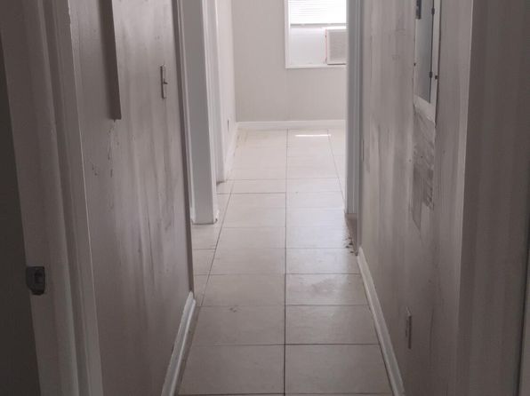 jacksonville-florida-154636371 picture