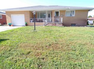 2214 30th St, Columbus, NE 68601