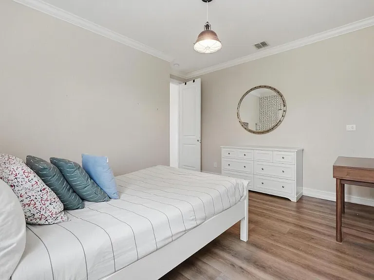 11415 Watercrest Cir E — Photo 50