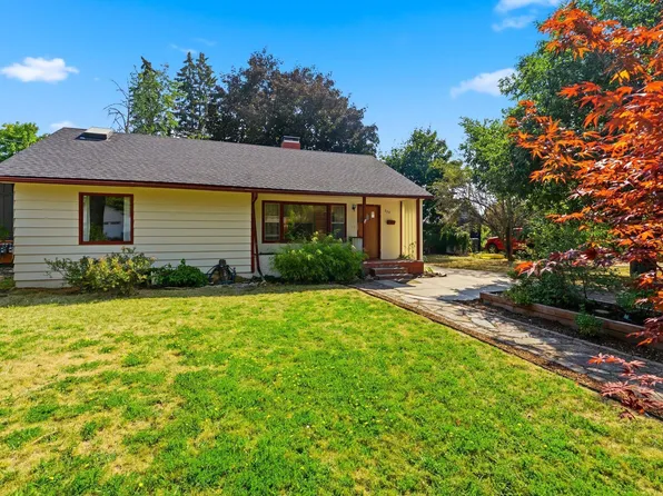 929 W Lake St, Sandpoint, ID 83864
