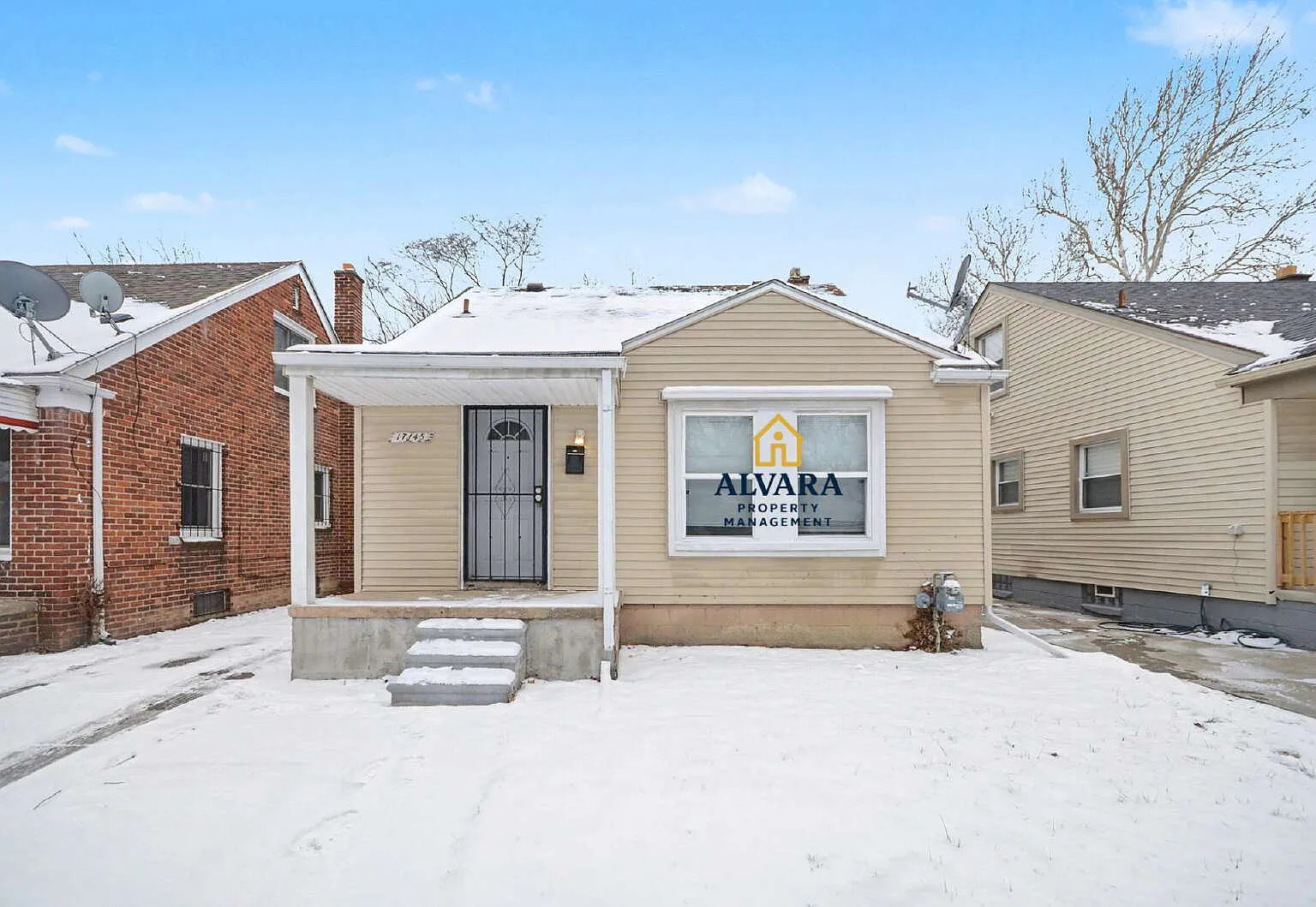 3 bed, 1.0 bath, 846 sqft, $1,300 — Photo 2