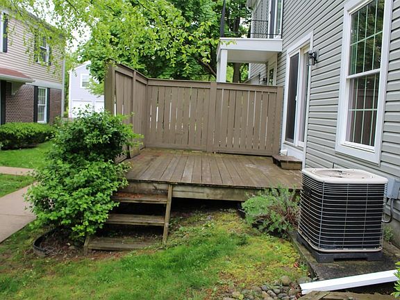 2nd image of 2712 Glenbridge Ct