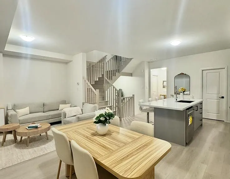 37 Brandon Cres — Photo 8