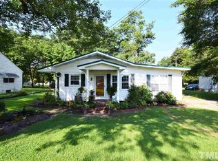 607 N Church St, Four Oaks, NC 27524