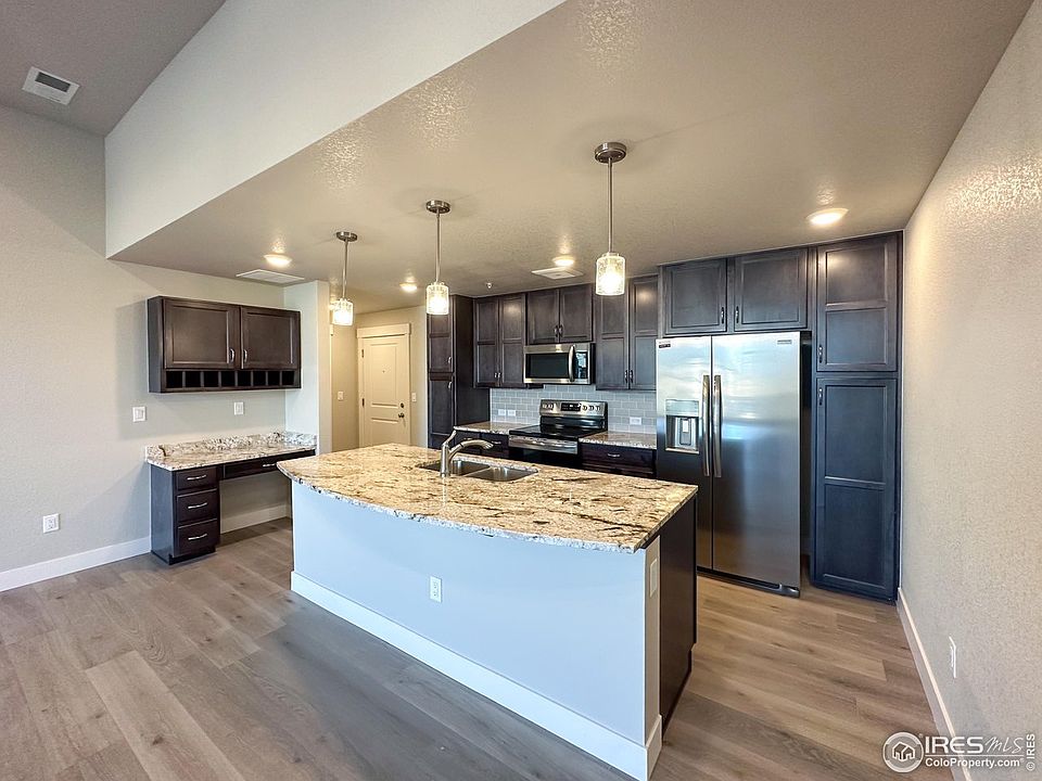 1st image of 827 Schlagel St #10