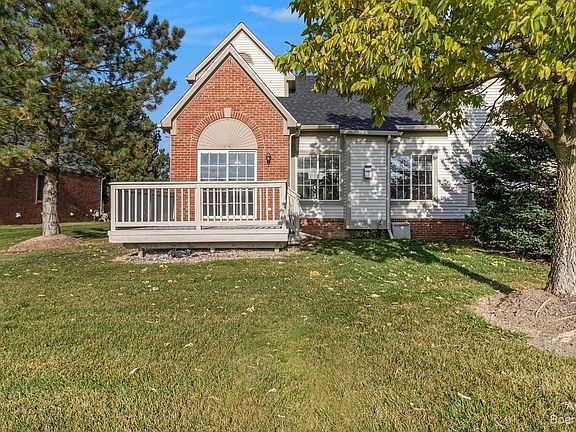 4th image of 47857 Vistas Circle Dr S