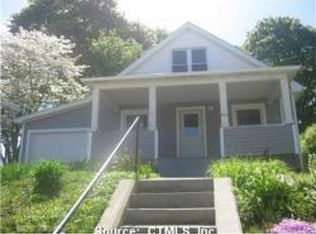 978 Bank St, New London, CT 06320