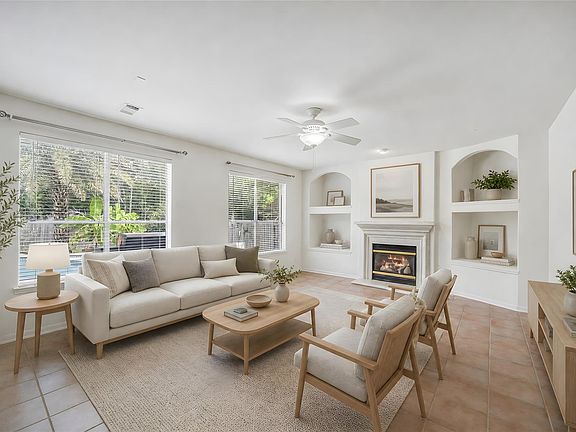 5th image of 2723 Sterling Fields Dr