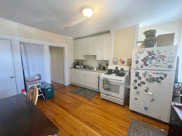 6 Reed Ct #R2, Somerville, MA 02145