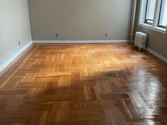 2nd image of 3111 Brighton 1st Pl APT 3F