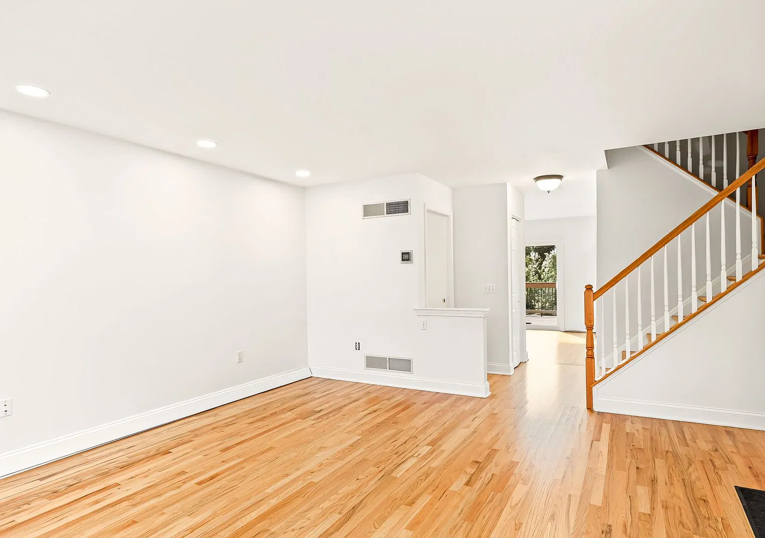 2 primaries plus finished walkout basement! — Photo 4