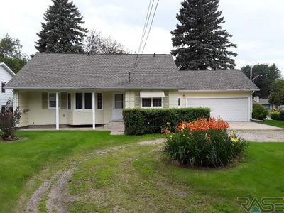 1101 5th Ave SW, Pipestone, MN, 56164