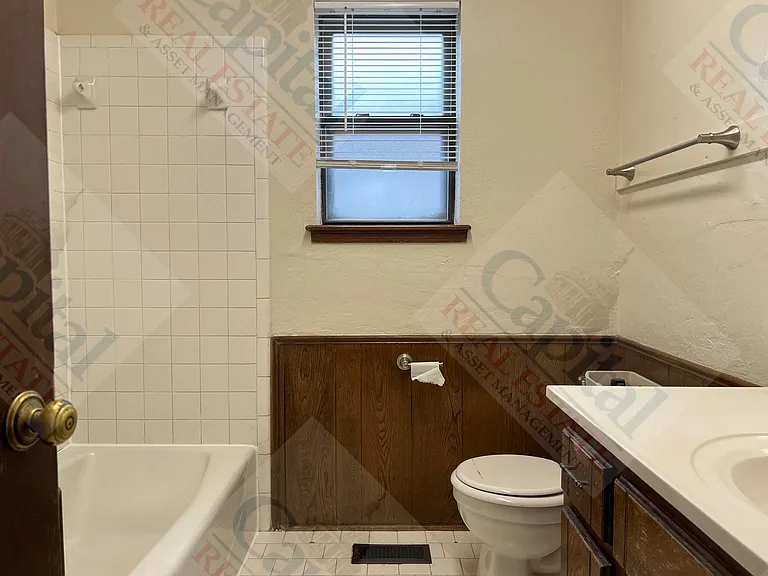 6717 W Britton Rd — Photo 19