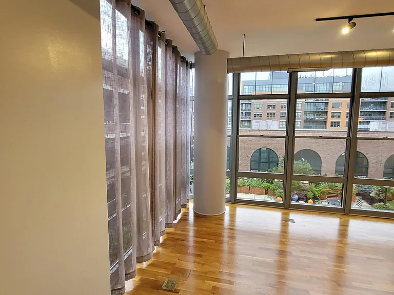 1200 W Monroe St #420 — Photo 63