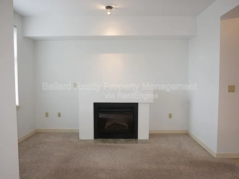 5450 Leary Ave NW #542 — Photo 4