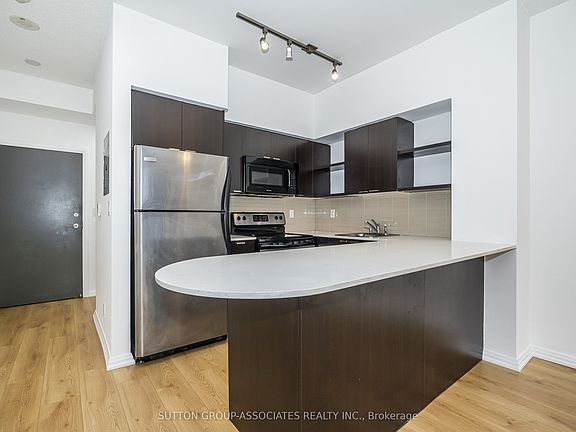 3rd image of 35 Hayden St #1110