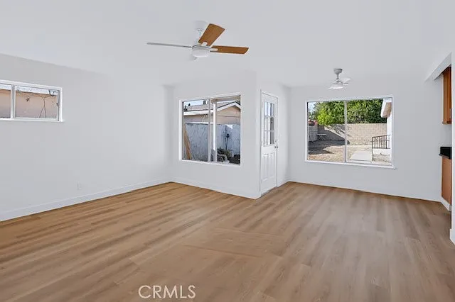3 bed, 1101 sqft, $3,900 — Photo 2