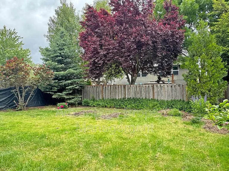 1235 SE Brookside Way — Photo 29