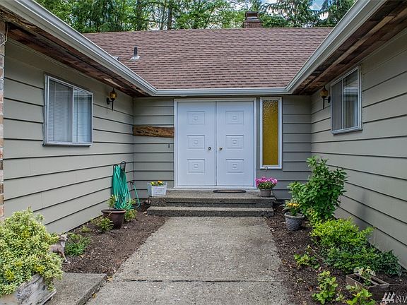 2nd image of 11015 44th St SE